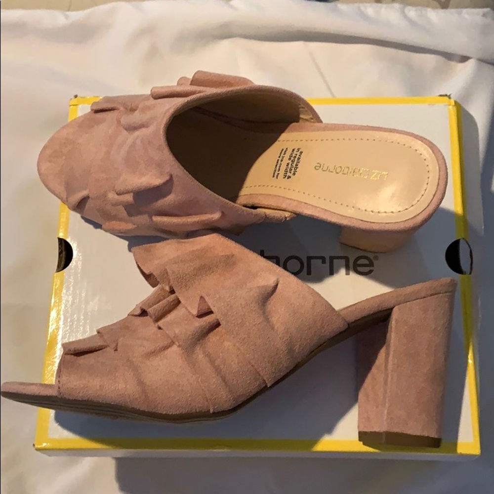 Liz Claiborne Ladies Blush Suede Mules